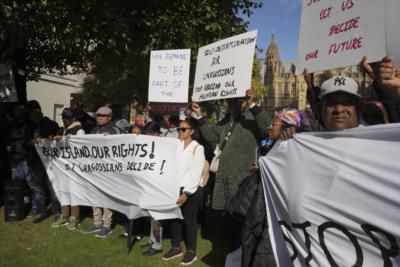 Chagos Islanders Protest UK-Mauritius Deal Over Homeland Fate