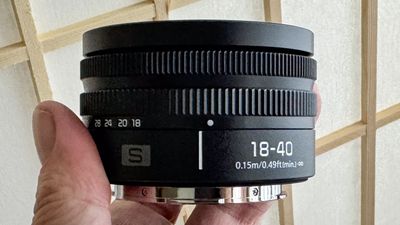 Panasonic Lumix S 18-40mm is world's smallest ever full-frame zoom, and I got my hands on it