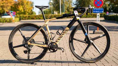 Mega tech gallery: Unreleased bikes, self-inflating tyres, and zip tie hacks at the UCI Gravel World Championships