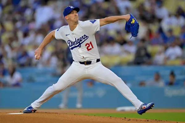 LA Dodgers star pitcher robbed by mob at California race track