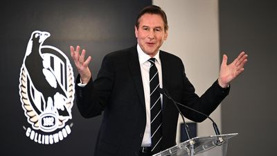 Collingwood president Browne stepping down