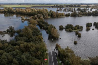 UK weather: Motorway flooded as ‘severe’ storms continue across England