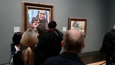 Gaza protesters target Picasso painting and spill paint on floor at National Gallery