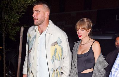 Taylor Swift encourages Travis Kelce to try new foods