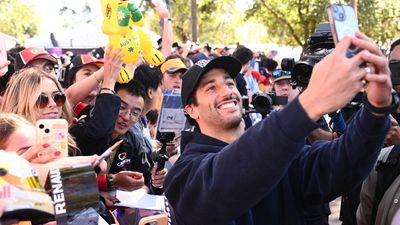 'We want you': Supercars chief makes play for Ricciardo