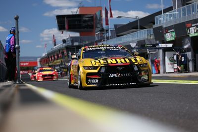 Payne, Whincup lead Bathurst practice as Brown's Camaro crashes