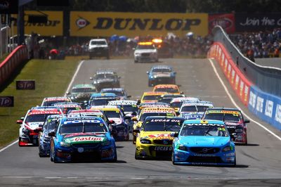 Will Bathurst throw up another classic to match 2014's drama?