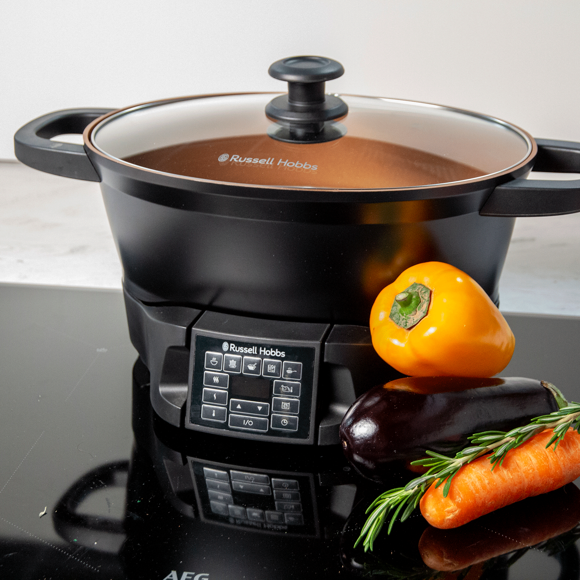 These are the 4 things you need to make your slow cooker an even bigger time saver this winter, according to batch cookers