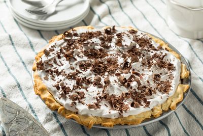 This boozy no-bake pie is delicious