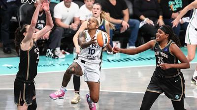 Lynx Pull Off Thrilling Comeback, Stun Liberty in Overtime in Game 1 of WNBA Finals