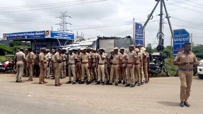 ‘Face detention or go home’: In Tamil Nadu, police continue crackdown on Samsung strike