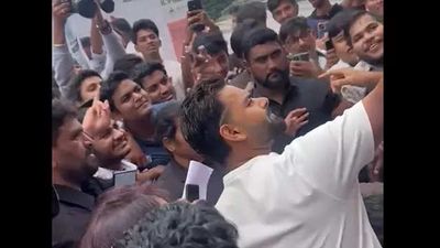 'It's a whole celebration!': Rishabh Pant delights fans with group selfie - Watch