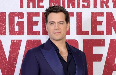 Henry Cavill to lead live-action Voltron movie