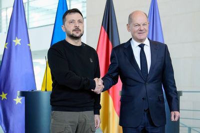 Zelenskyy appeals to allies to keep up aid as Germany pledges new weapons package