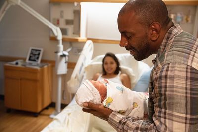 Both parents need paid leave experts say