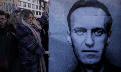 Alexei Navalny believed he would die in prison, memoir reveals