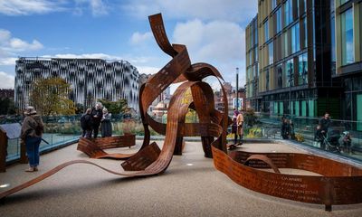 Leeds sculpture celebrates 400 women, from suffragists to boxers