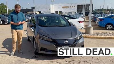 This Brand New Nissan Leaf Has Been Bricked For Two Months