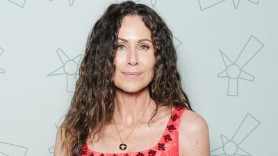 Minnie Driver just found the most sophisticated way to wear sparkles this party season – and swaps her signature curls for a striking sleek bob