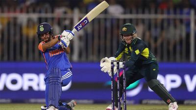 Harmanpreet Kaur equals Mithali Raj's record for most runs for India in Women’s T20 World Cup history