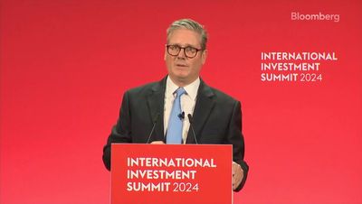 Keir Starmer vows to rip up investment red-tape as PM woos business leaders at London summit