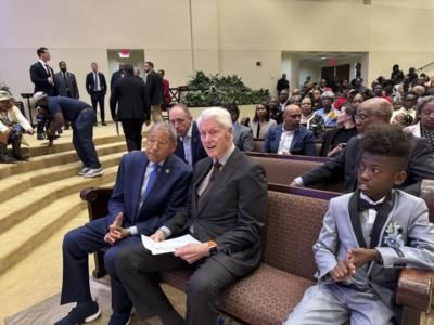 Bill Clinton Urges Support For Kamala Harris In Georgia