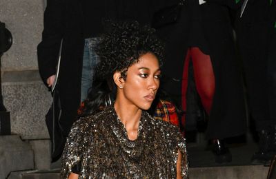 Aoki Lee Simmons vows to quit modelling