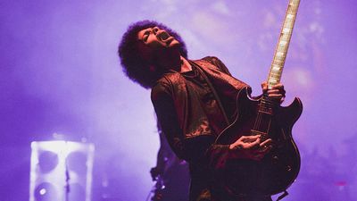 “Then on-air, is where it gets nuts”: How Prince’s final, legendary guitar performance on SNL was saved by a quick-thinking audio engineer