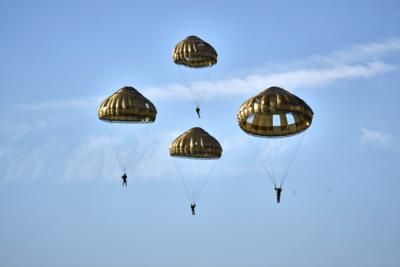 Navy Parachutist Crash-Lands On Spectators During Fleet Week Performance