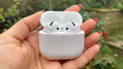 Apple AirPods 4 with Active Noise Cancellation