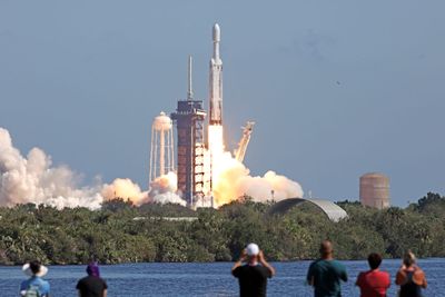 NASA launches spacecraft toward Jupiter