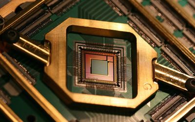 Chinese scientists use quantum computers to crack military-grade encryption — quantum attack poses a "real and substantial threat" to RSA and AES