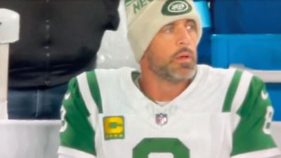 Aaron Rodgers Was Visibly Frustrated Four Minutes Into Bills Game