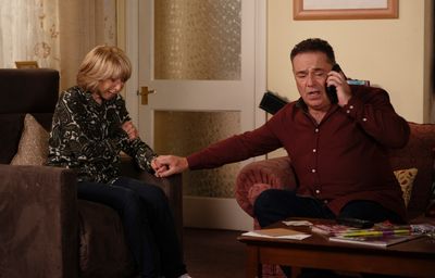 Coronation Street spoilers: Gail Platt in GRAVE DANGER as Jesse calls an ambulance