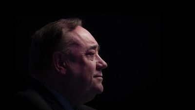 Alex Salmond died 'while trying to open bottle of ketchup', says eyewitness