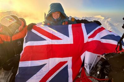 Briton becomes youngest woman to climb world’s 14 highest peaks