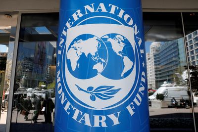 Global Public Debt To Surpass $100 Trillion in 2024: IMF