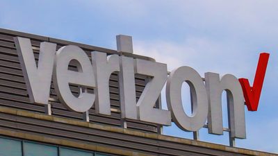 Verizon-Frontier acquisition in rocky waters as investors eyeball per-share offer