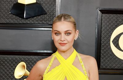 Kelsea Ballerini ended up in therapy in the years after she found fame