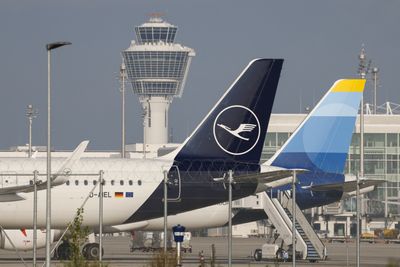 Lufthansa pays record $4m fine for barring Jewish passengers from flight