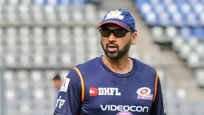 Paras Mahambrey returns to Mumbai Indians' coaching staff