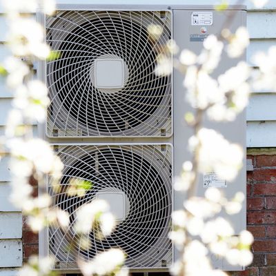 Should I turn off a heat pump at night? No, and experts explain why the slow and low method will help you save on your energy bills