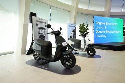 Electric scooters that never need charging? New battery-swapping tech hits Singapore streets