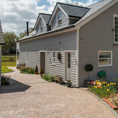 How to stop weeds growing in block paving – 5 simple solutions for weed-free driveways, patios and paths