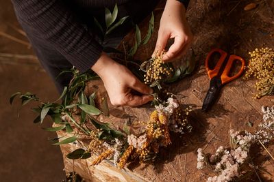 Christmas wreath-making workshop