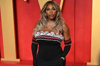 Serena Williams has cyst ‘the size of a small grapefruit’ removed from her neck