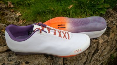 Fizik Tempo Beat shoe review: for stylish adventures in urban cafes or open country