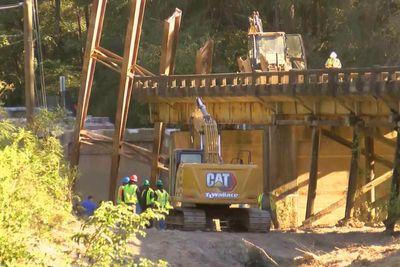 3 dead and 4 injured in Mississippi bridge collapse, sheriff says