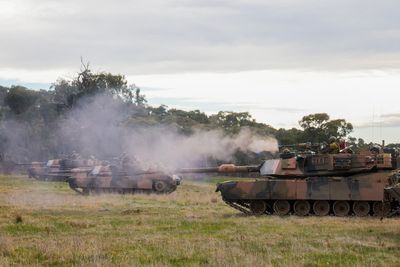 Australia gives 49 aging Abrams tanks to Ukraine