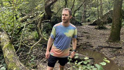 Ronhill Men’s Tech Golden Hour Tee Review: a premium running t-shirt for hot conditions